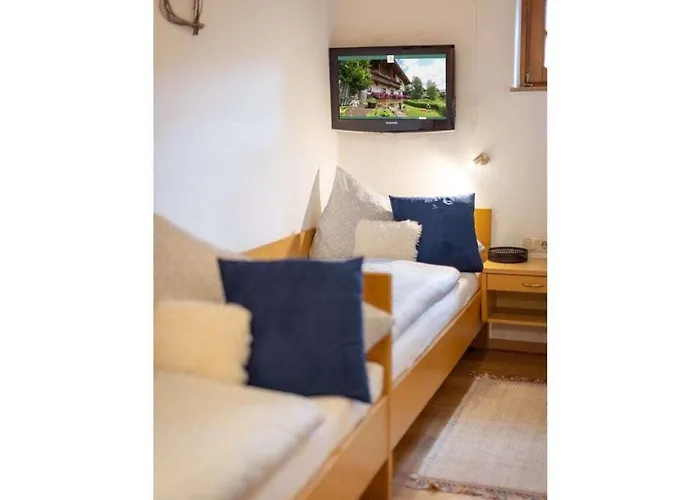 With 2 Bedrooms *